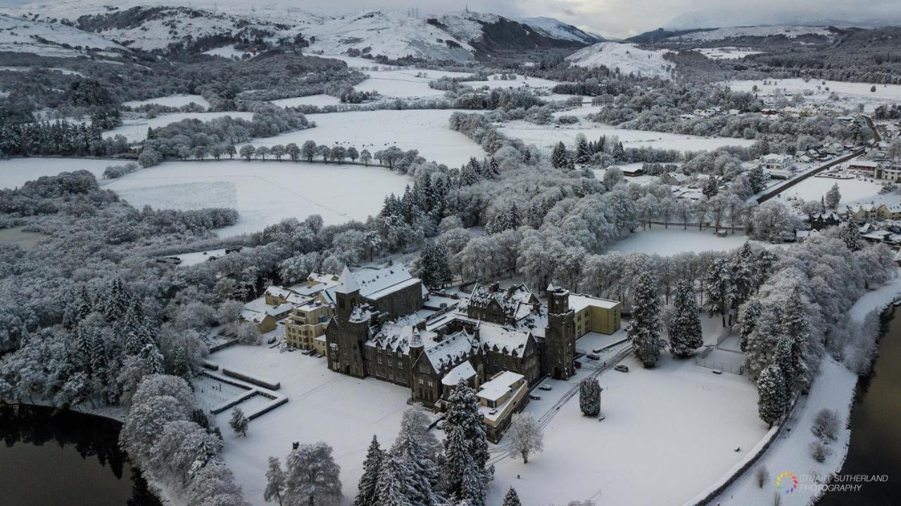 Old School Apartments With A View Fort Augustus Extérieur photo