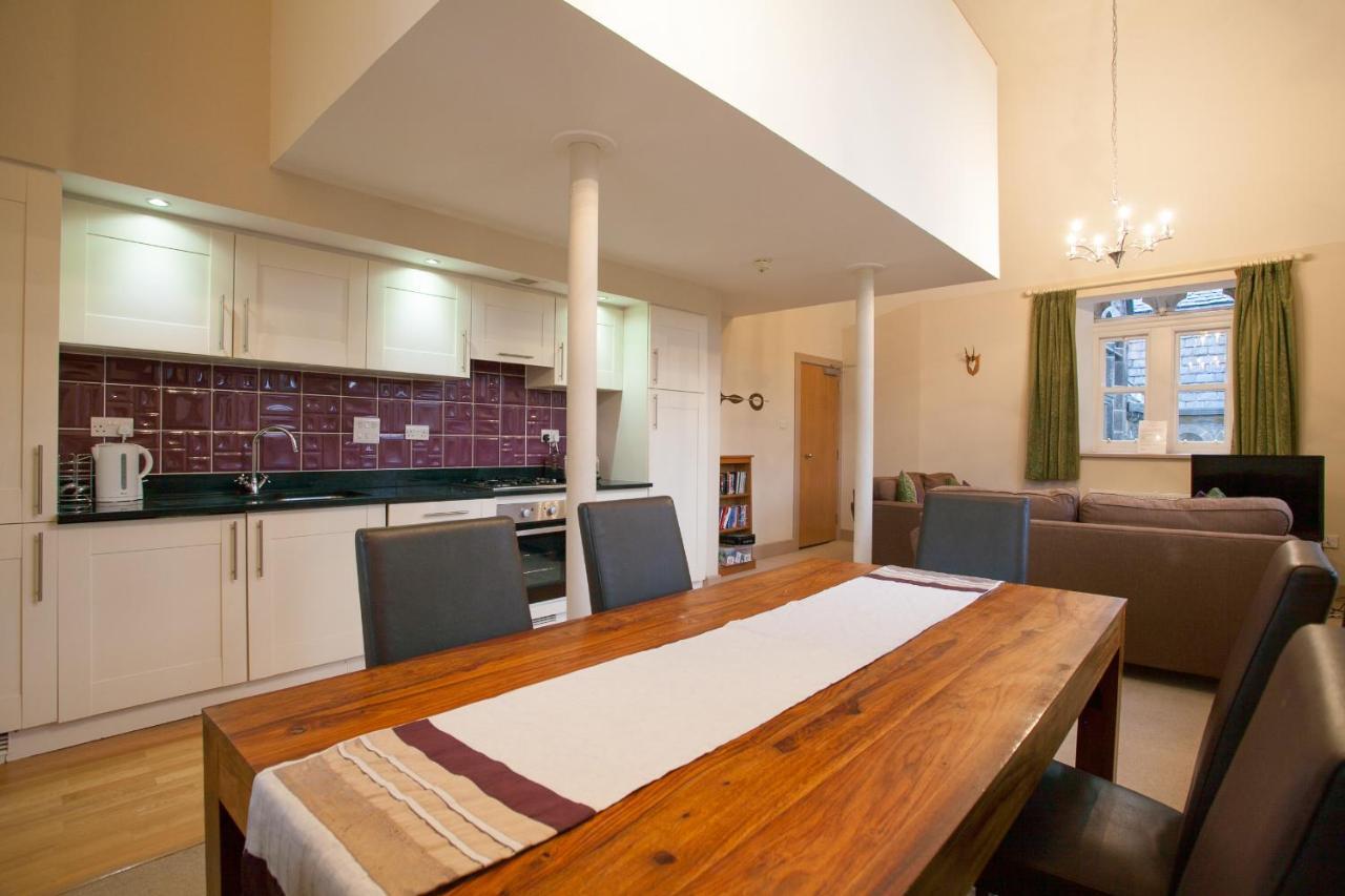 Old School Apartments With A View Fort Augustus Extérieur photo