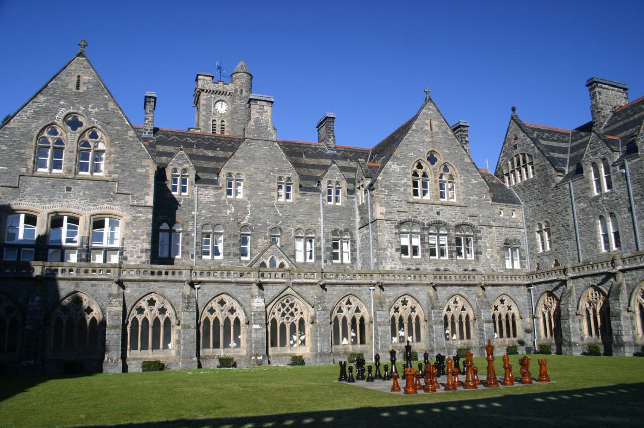 Old School Apartments With A View Fort Augustus Extérieur photo
